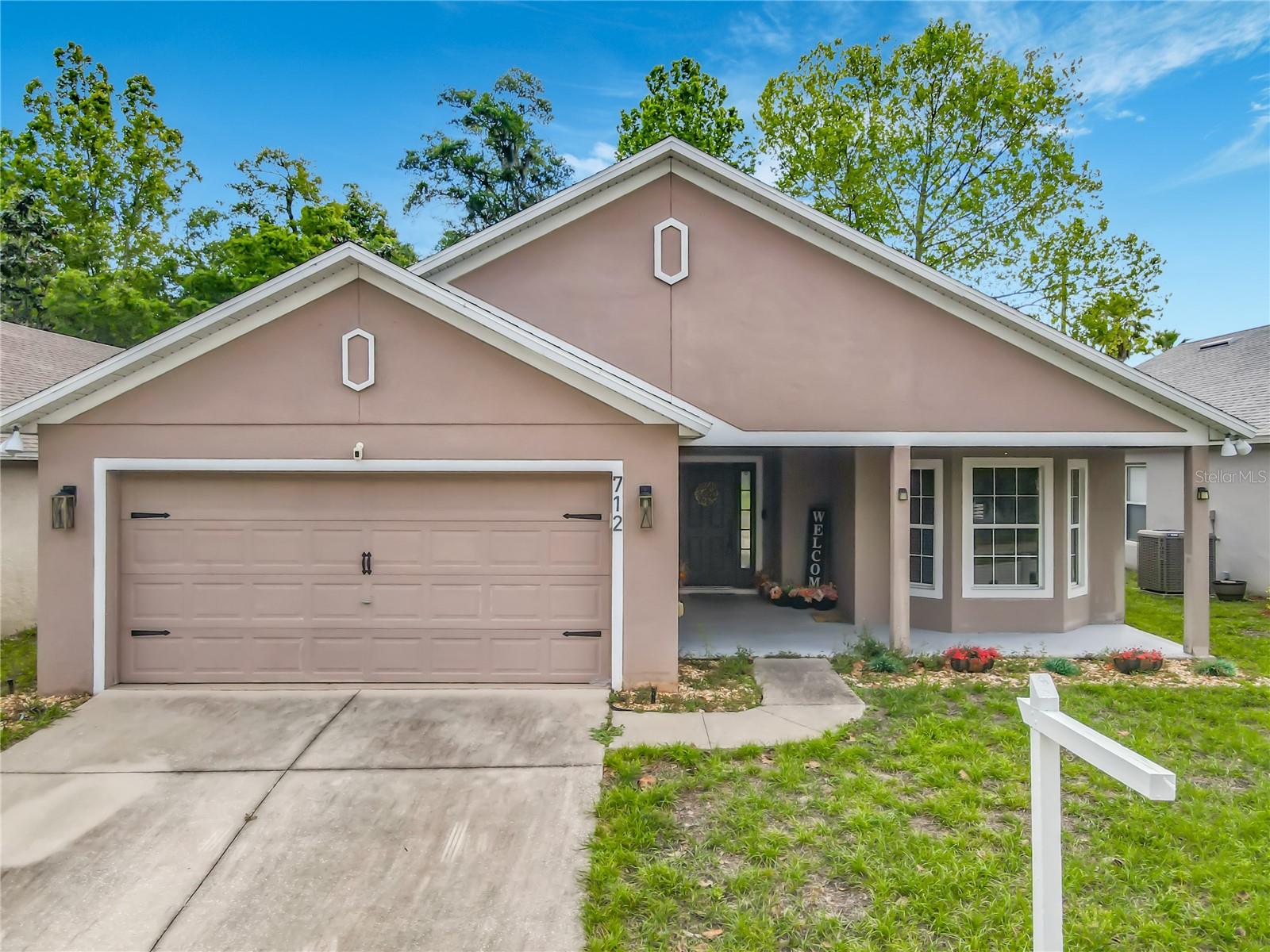 712 Spring Cavern, Orange City, FL 32763
