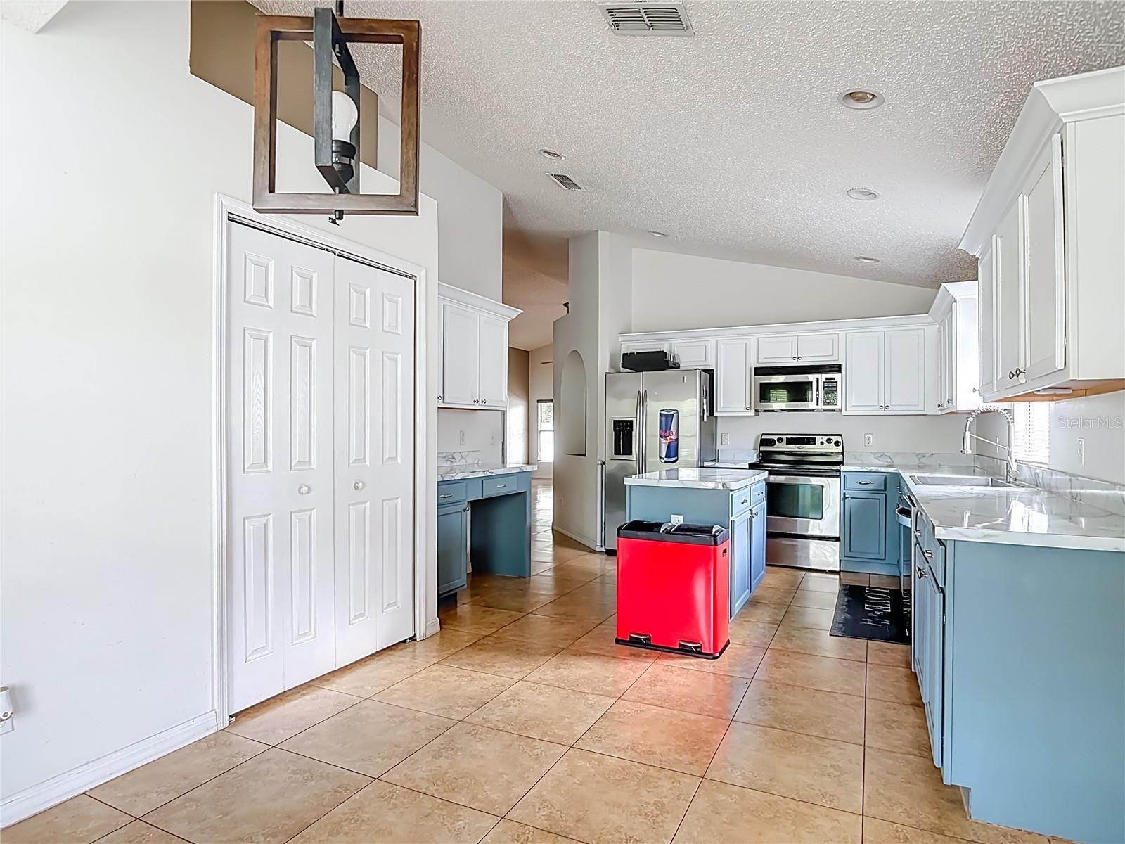 712 Spring Cavern, Orange City, FL 32763
