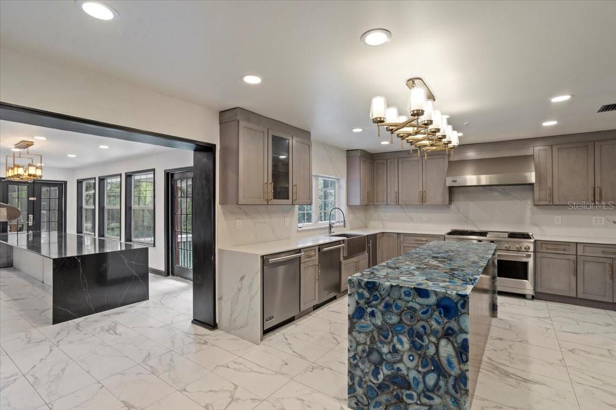 201 Sweetwater Cove, Longwood, FL 32779