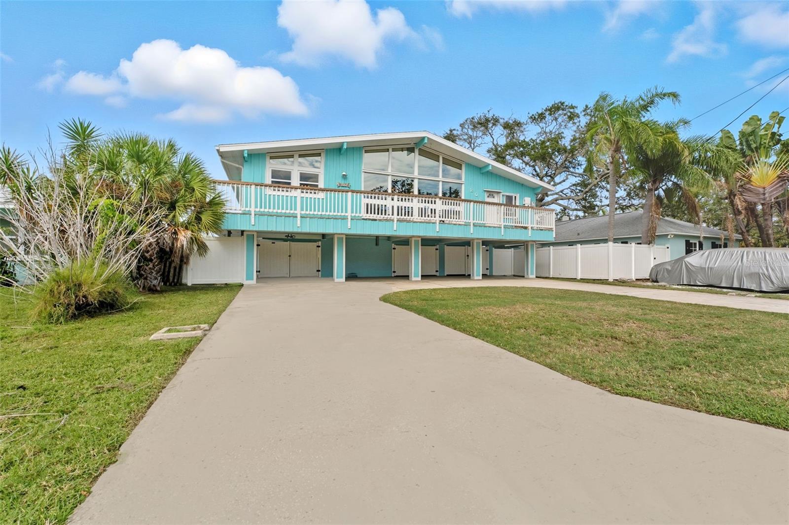 208 Bates, Indian Rocks Beach, FL 33785