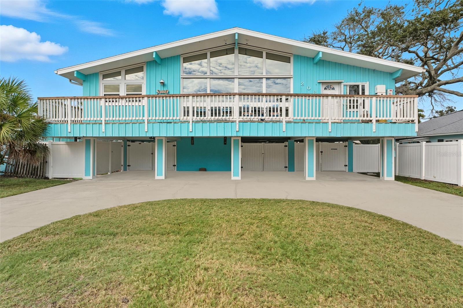 208 Bates, Indian Rocks Beach, FL 33785