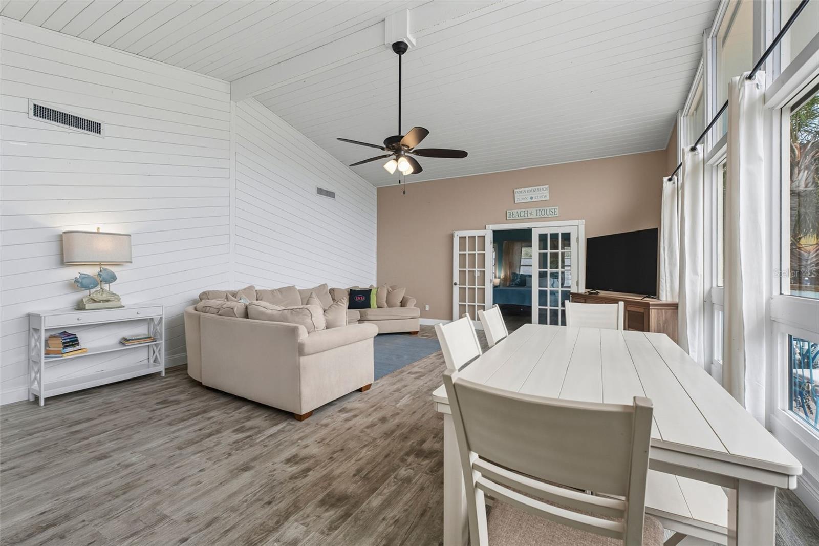 208 Bates, Indian Rocks Beach, FL 33785