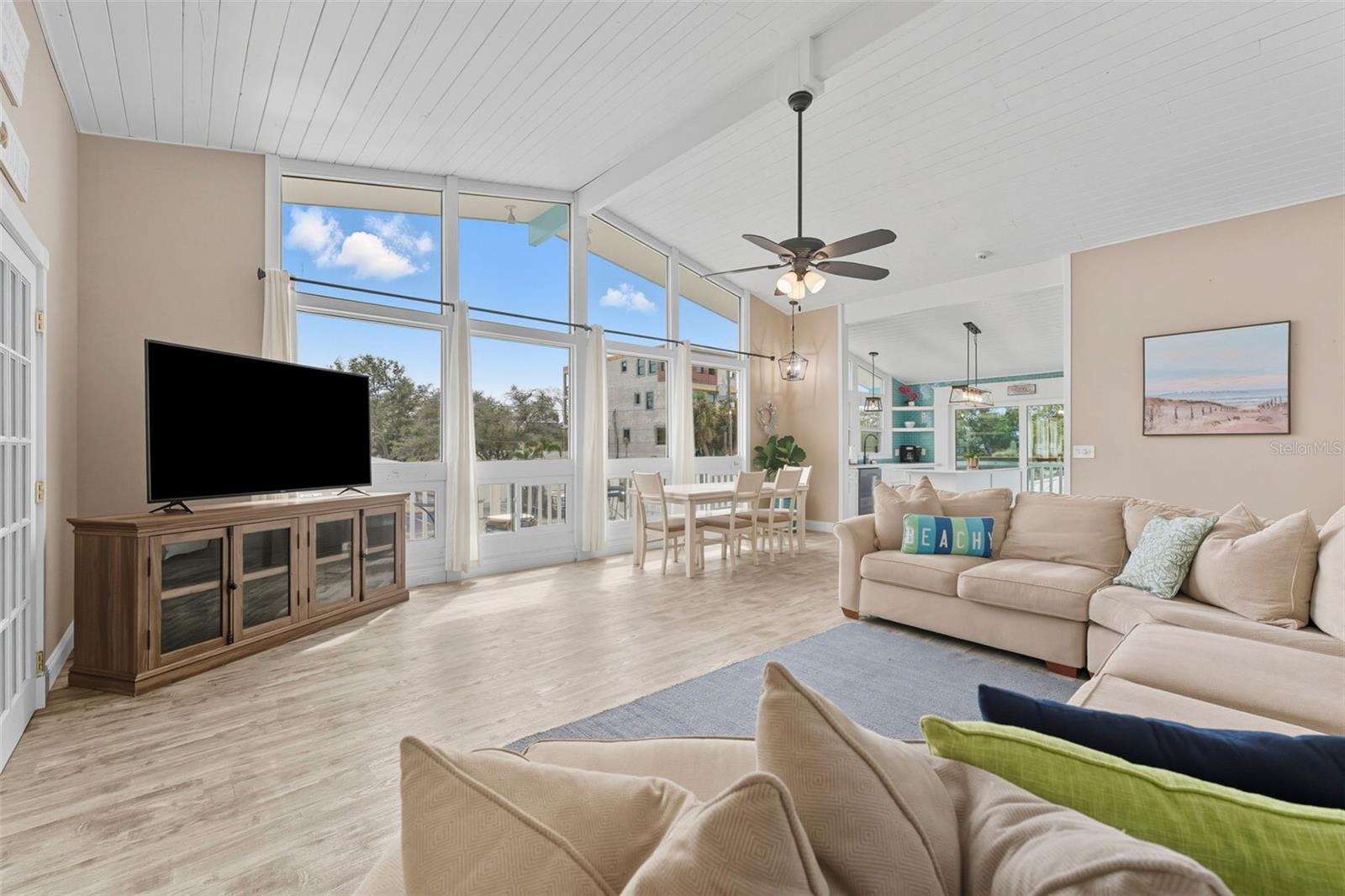 208 Bates, Indian Rocks Beach, FL 33785