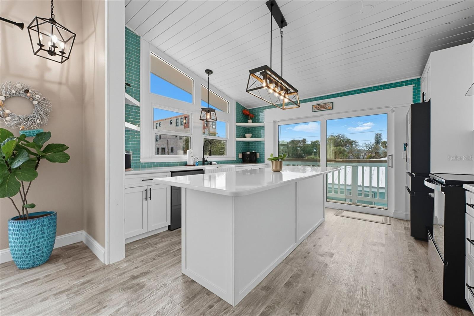 208 Bates, Indian Rocks Beach, FL 33785