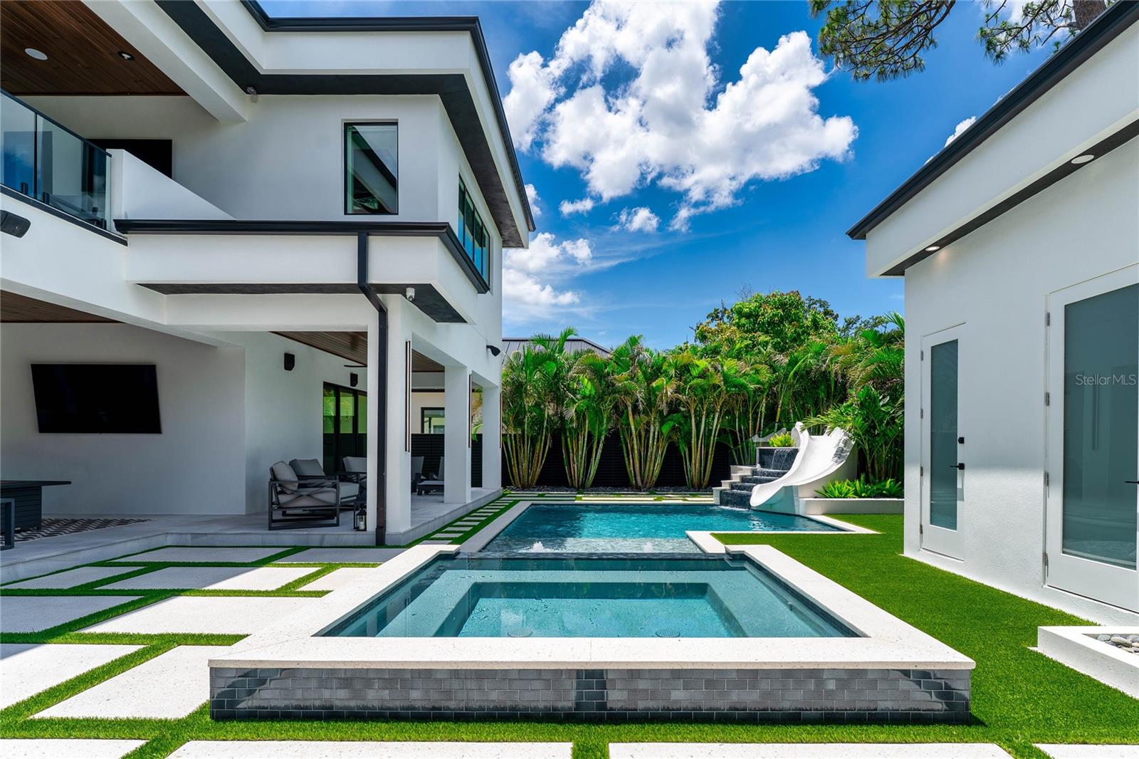 5002 Poe, Tampa, FL 33629