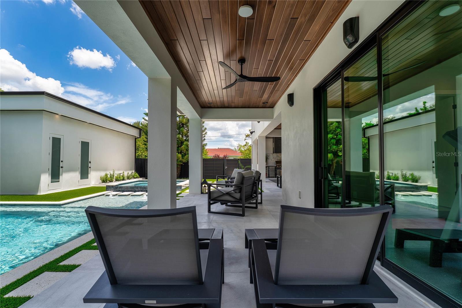 5002 Poe, Tampa, FL 33629