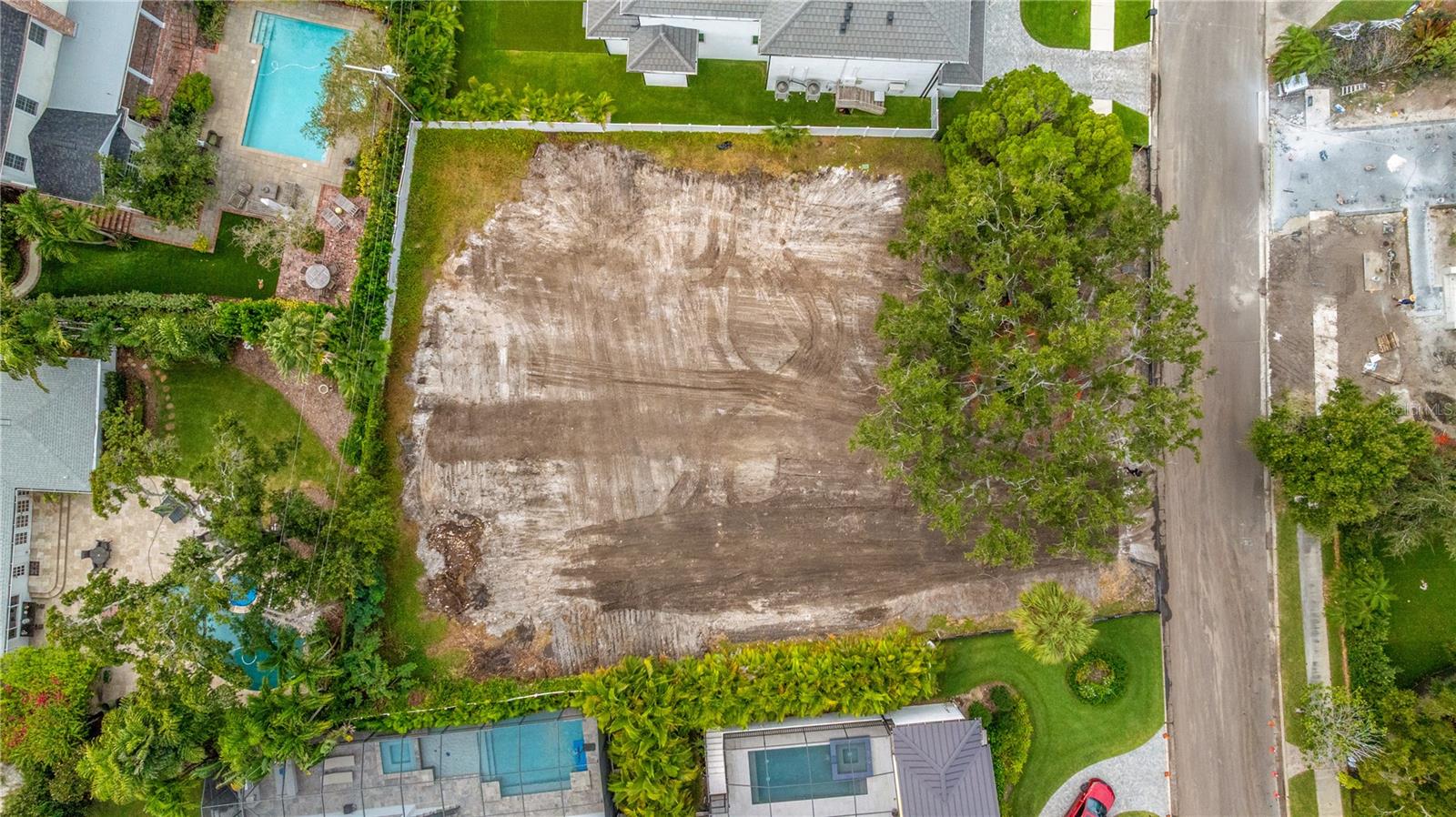5002 Poe, Tampa, FL 33629