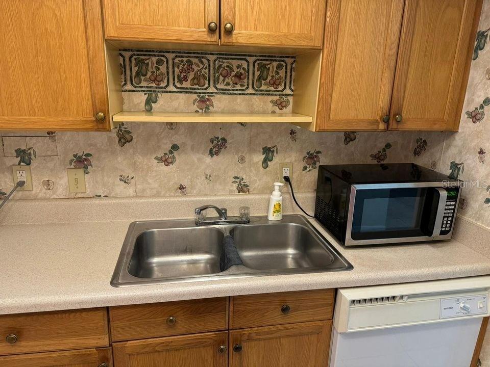 700 Airport Unit B7, Sanford, FL 32773