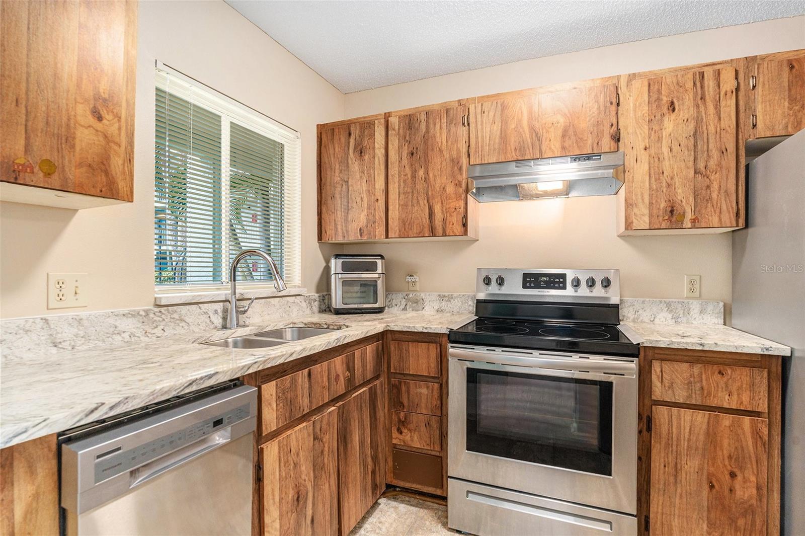 801 83rd Unit 127, St Petersburg, FL 33702