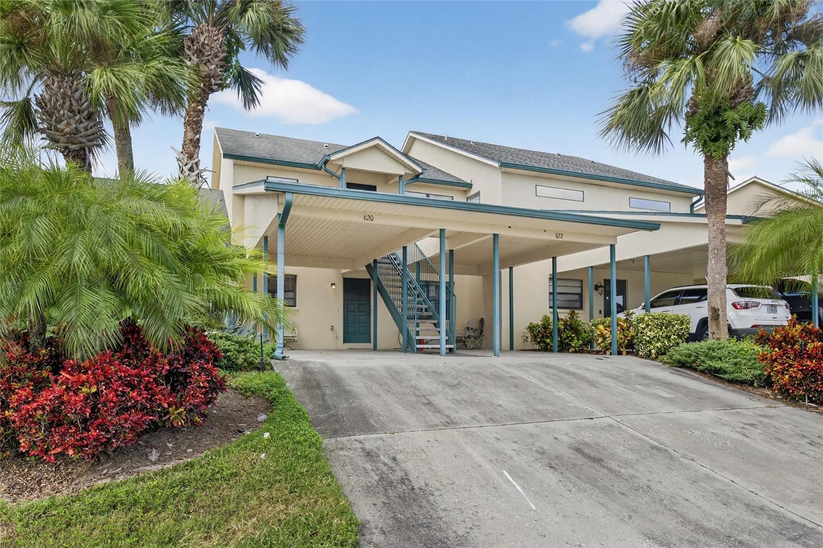 620 Yardarm Unit 10, Apollo Beach, FL 33572