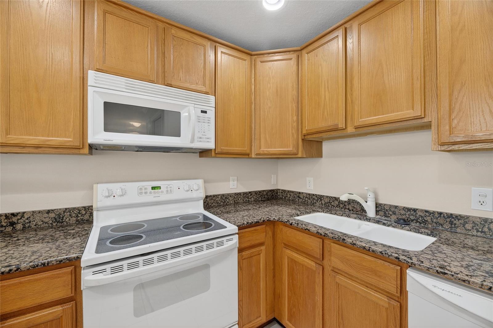 620 Yardarm Unit 10, Apollo Beach, FL 33572