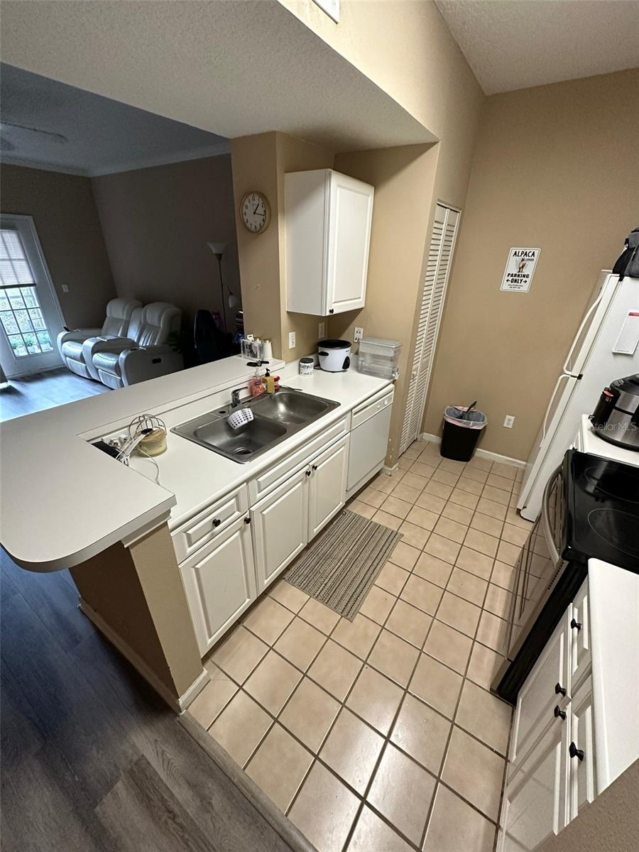 2013 Tizewell Unit 1403, Orlando, FL 32837