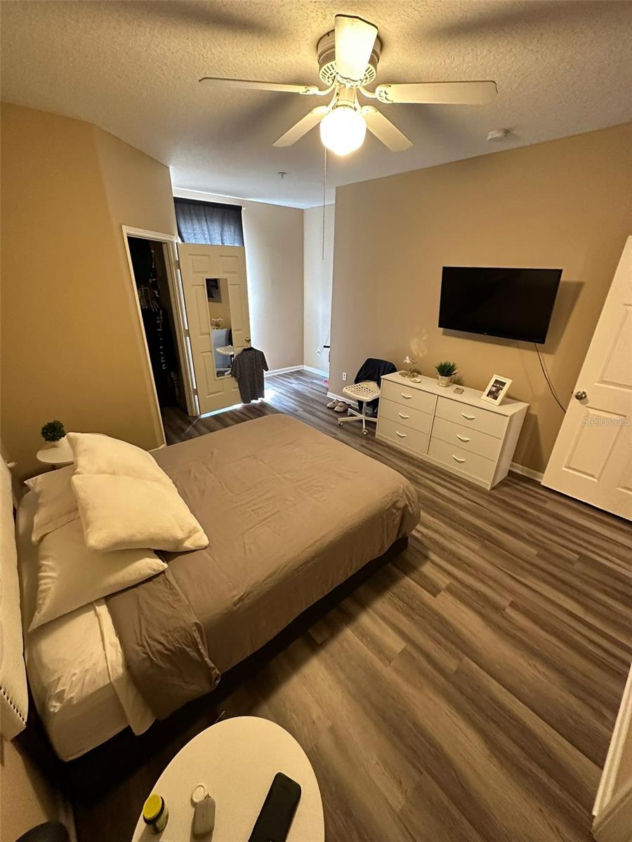 2013 Tizewell Unit 1403, Orlando, FL 32837