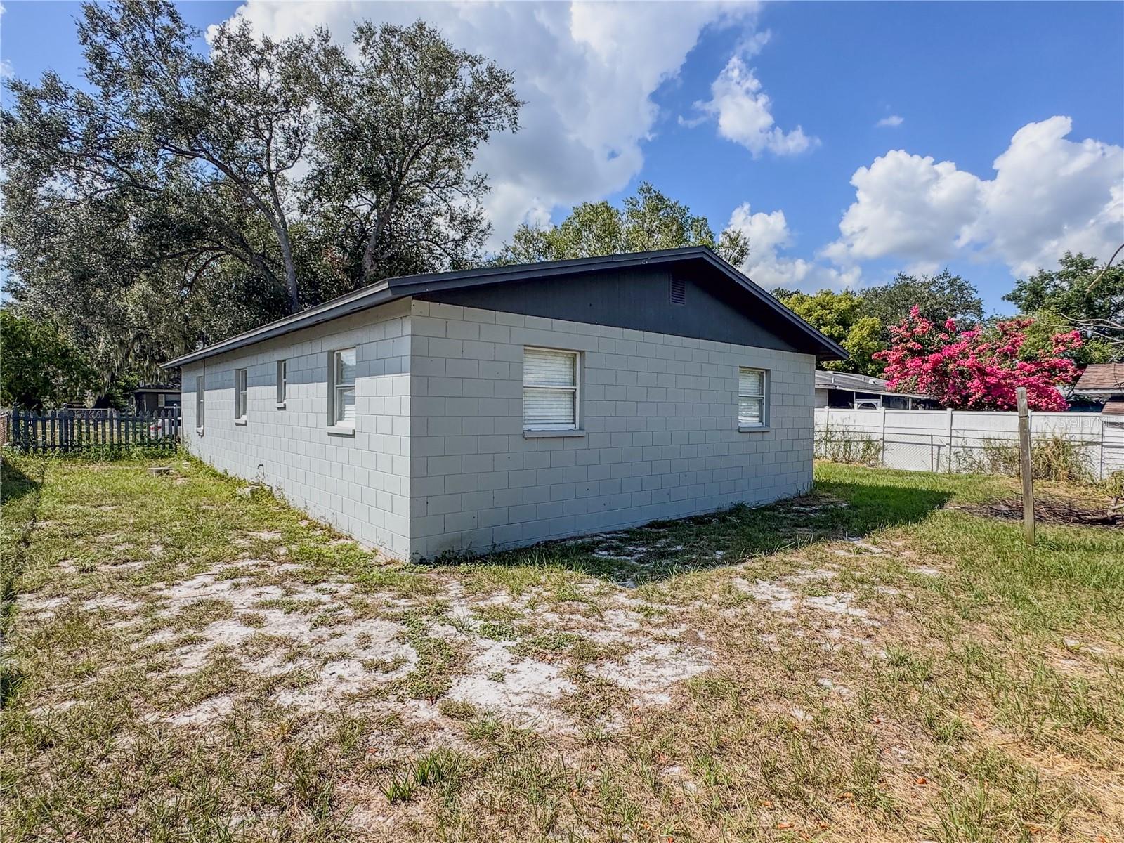 602 Taylor, Winter Haven, FL 33880