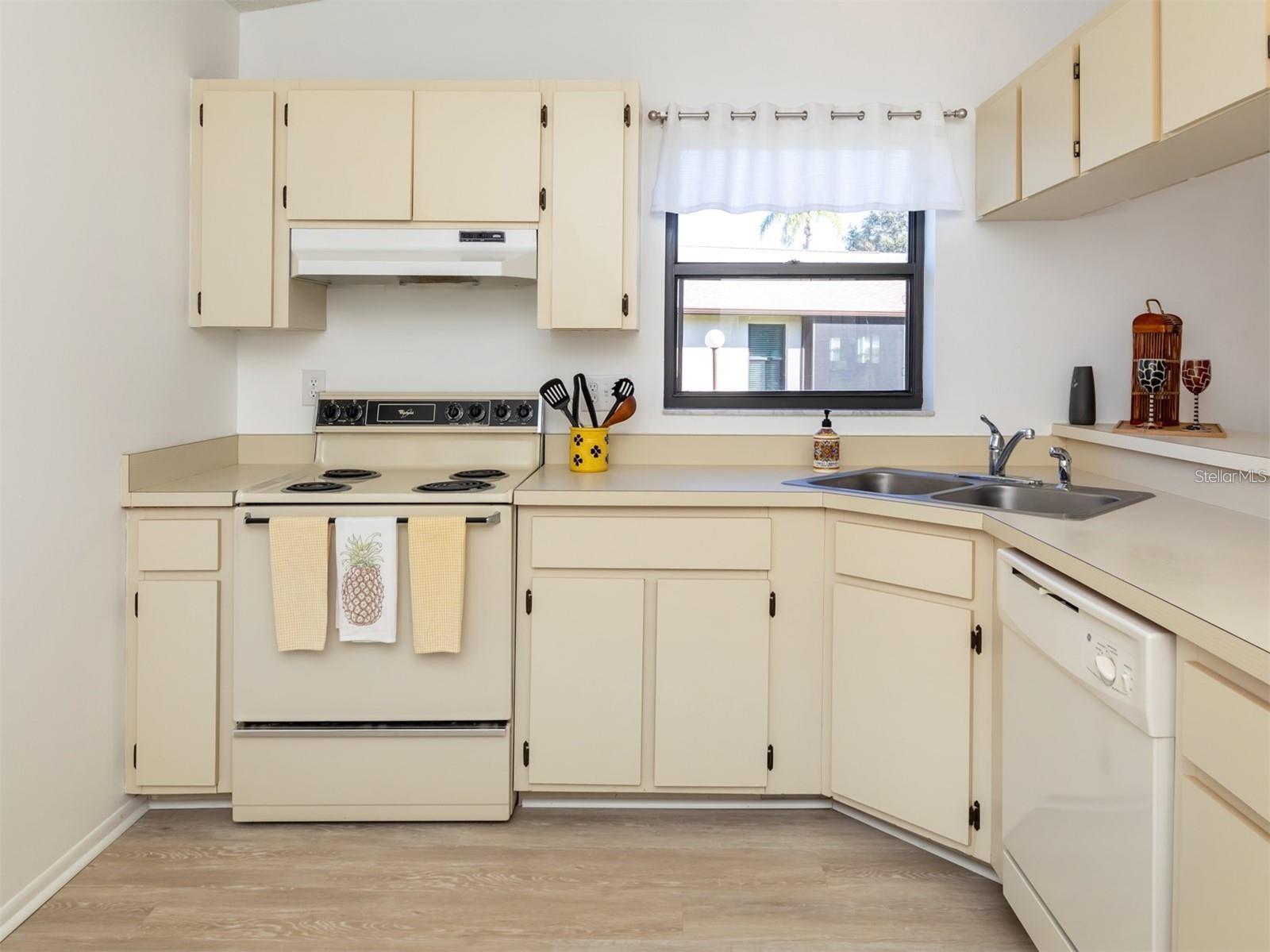 401 Curry Unit 66, Nokomis, FL 34275