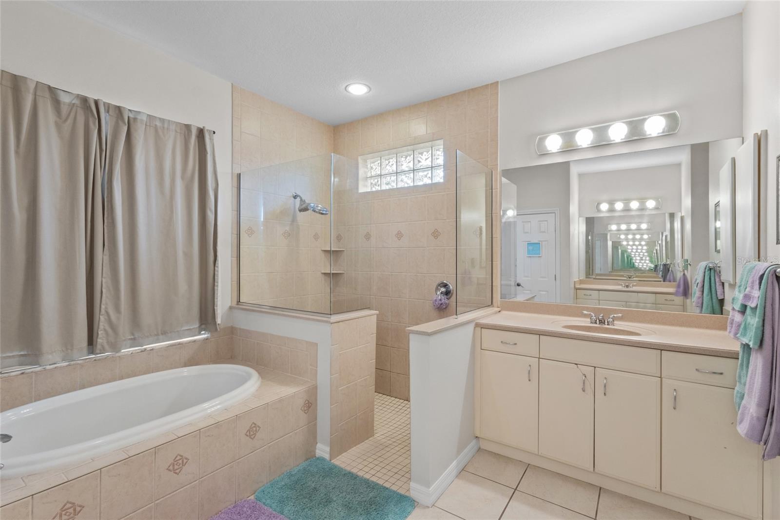 111 141st, Bradenton, FL 34212