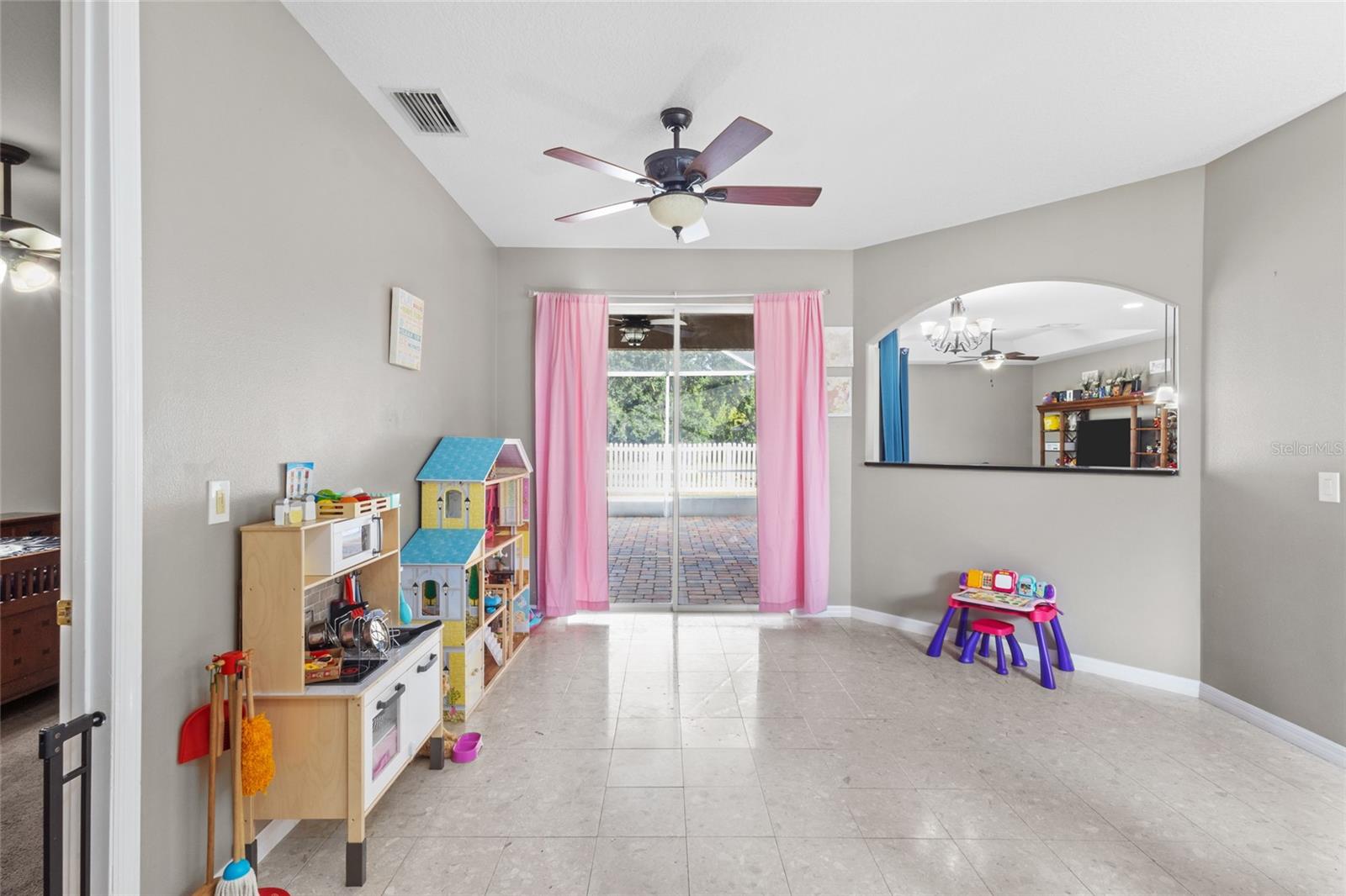 111 141st, Bradenton, FL 34212