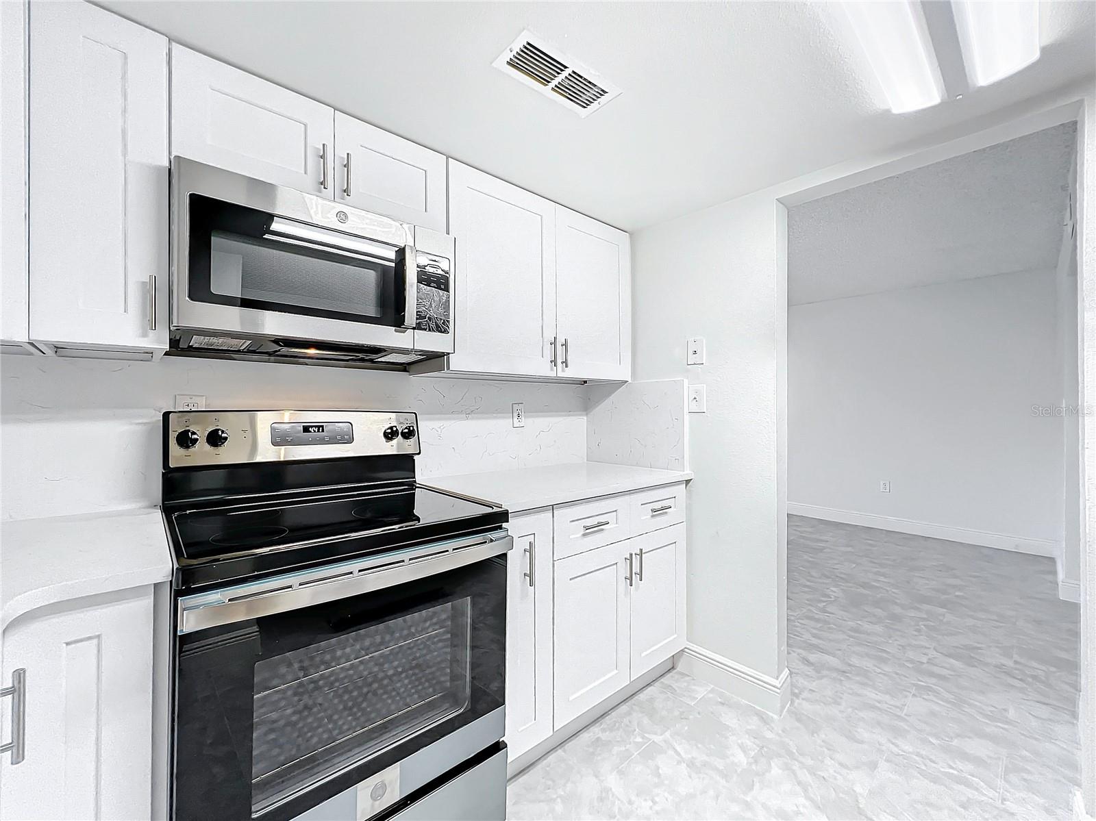 802 Sky Lake Unit C, Orlando, FL 32809