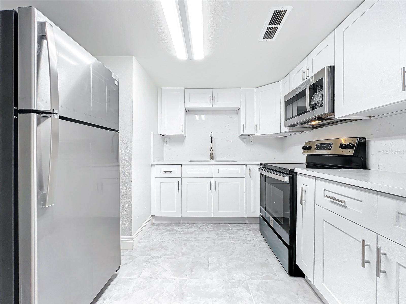 802 Sky Lake Unit C, Orlando, FL 32809