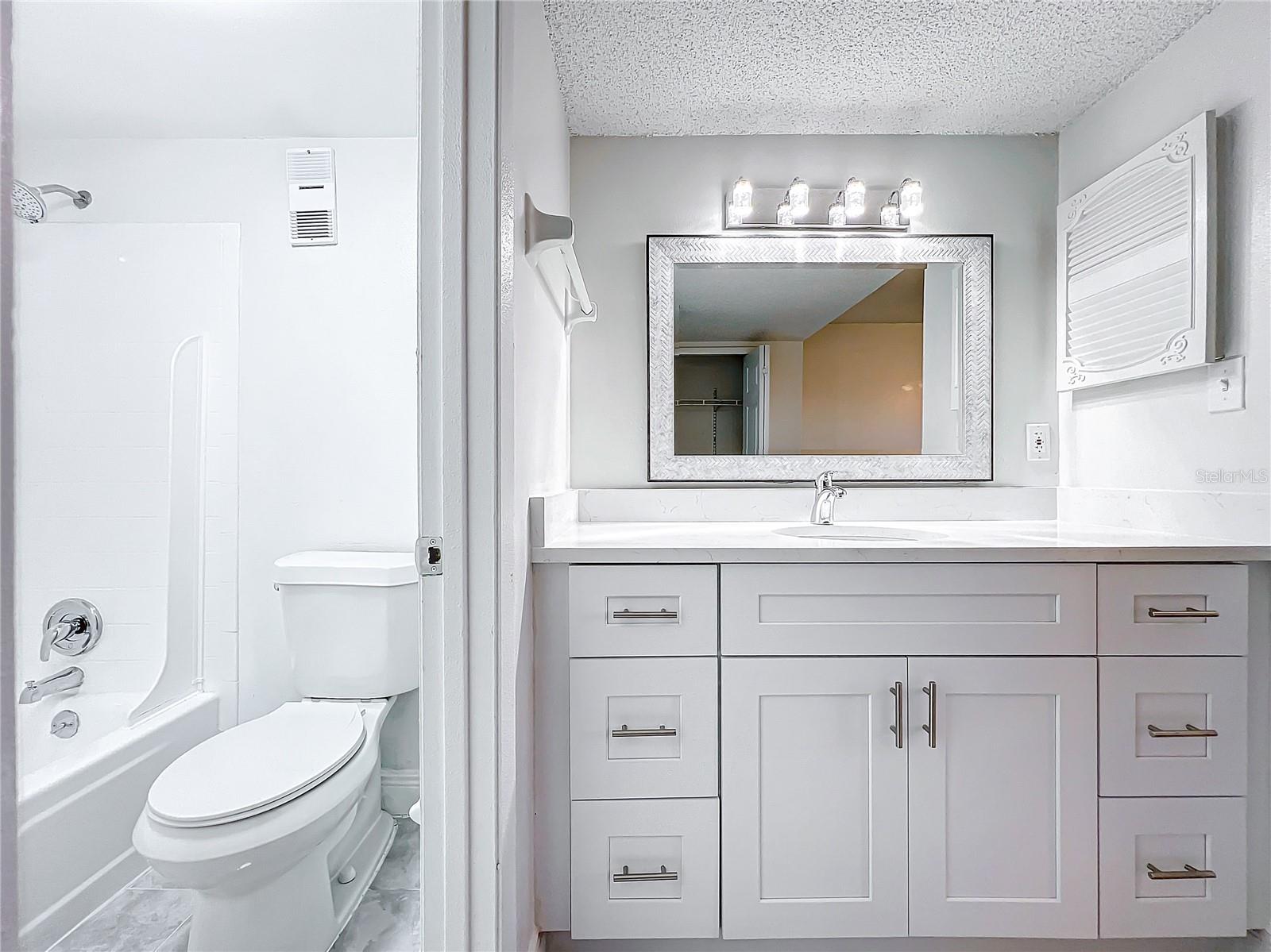 802 Sky Lake Unit C, Orlando, FL 32809