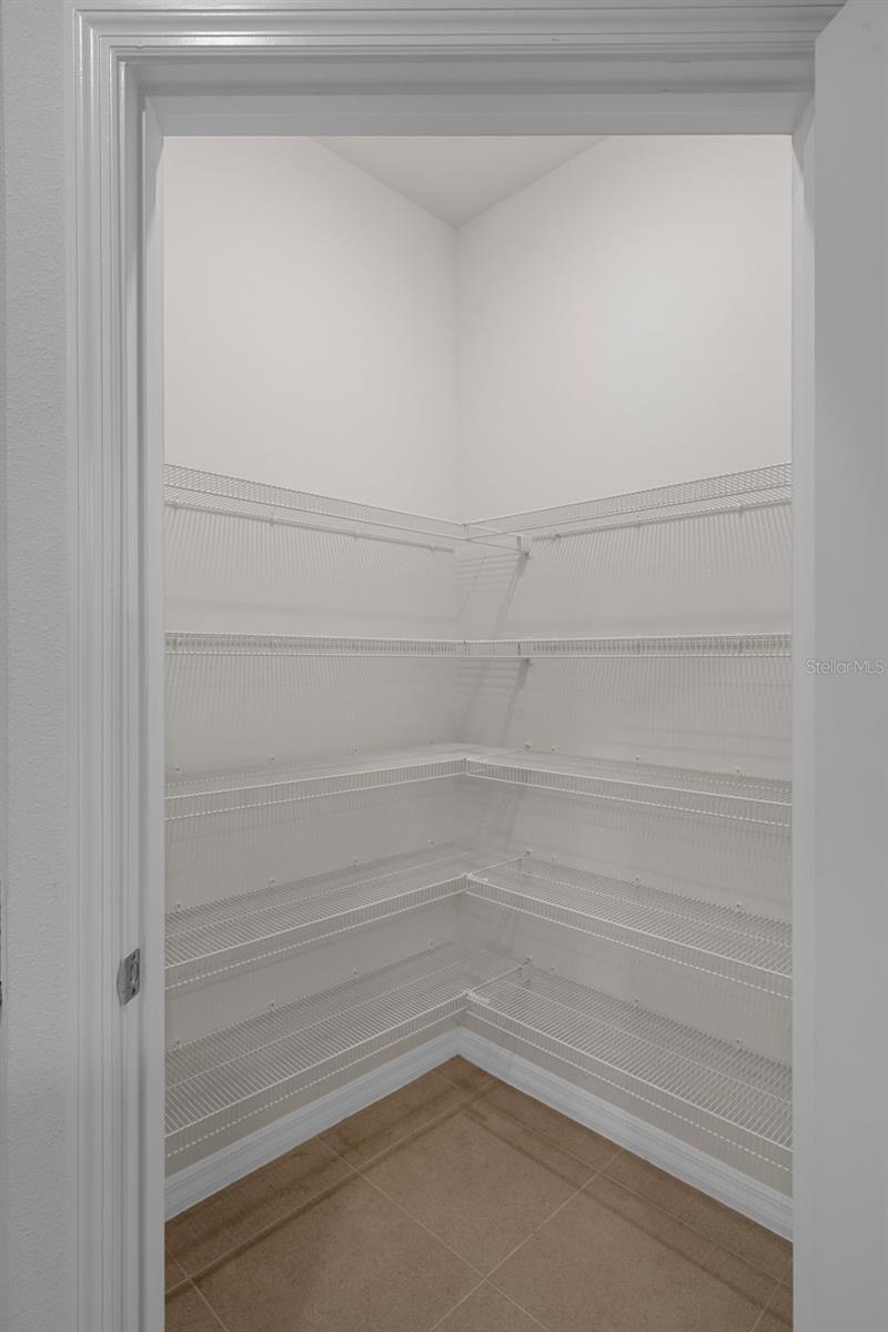 12735 Eastpointe, Dade City, FL 33525