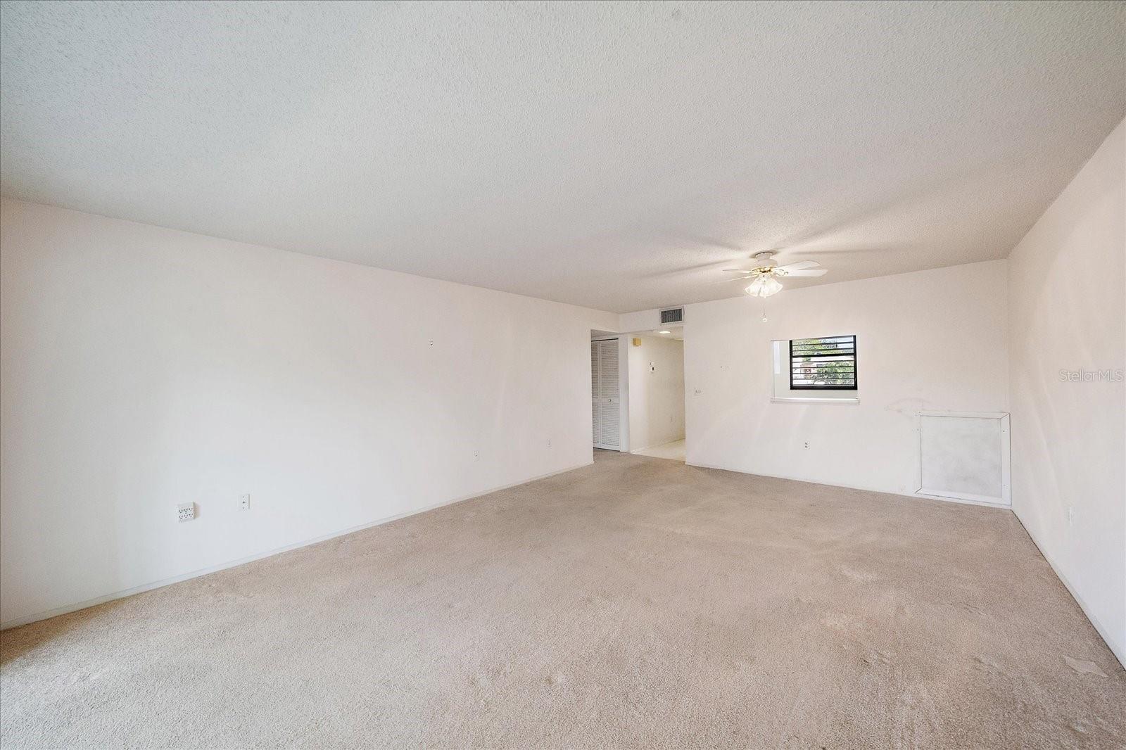 182 Pineneedle, Bradenton, FL 34210