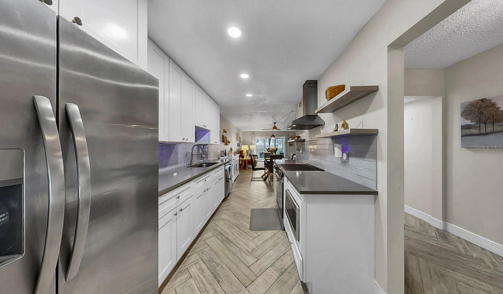 8799 Bardmoor Unit 205, Seminole, FL 33777