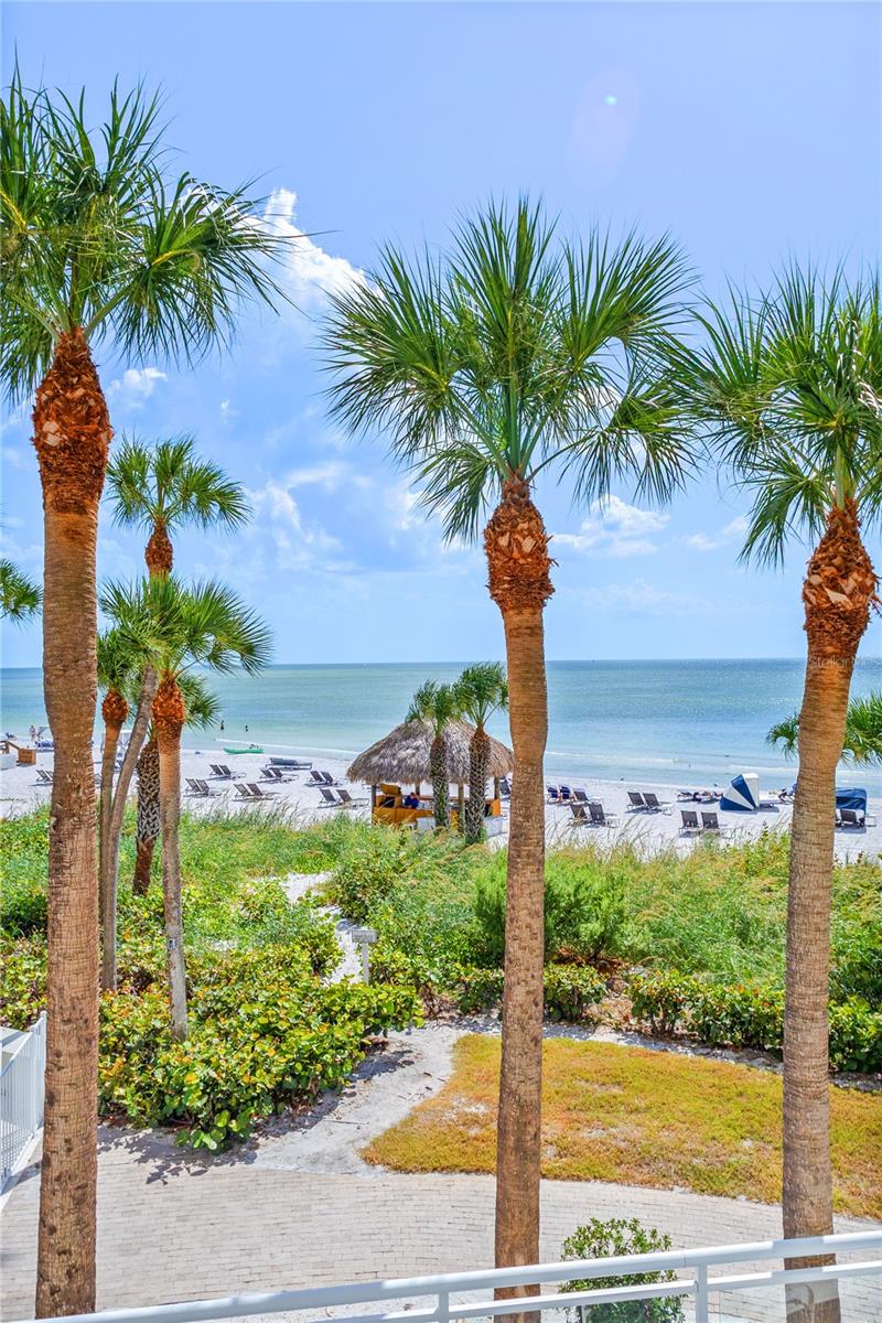 230 Sands Point Unit 3205, Longboat Key, FL 34228