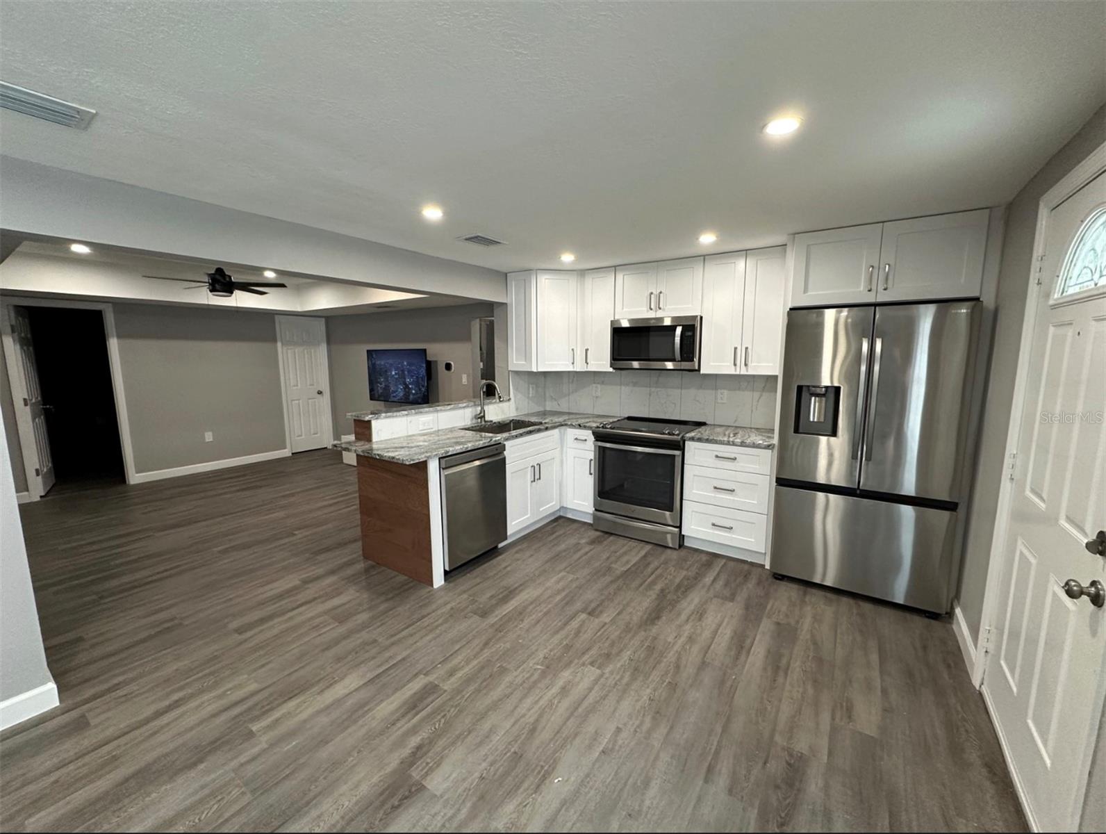 2301 Trelain, St Petersburg, FL 33712