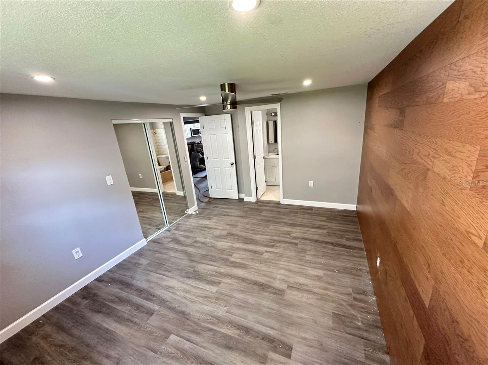 2301 Trelain, St Petersburg, FL 33712