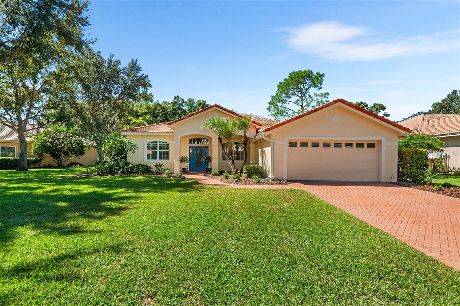 126 Lake Region Circle, Winter Haven, FL 33881