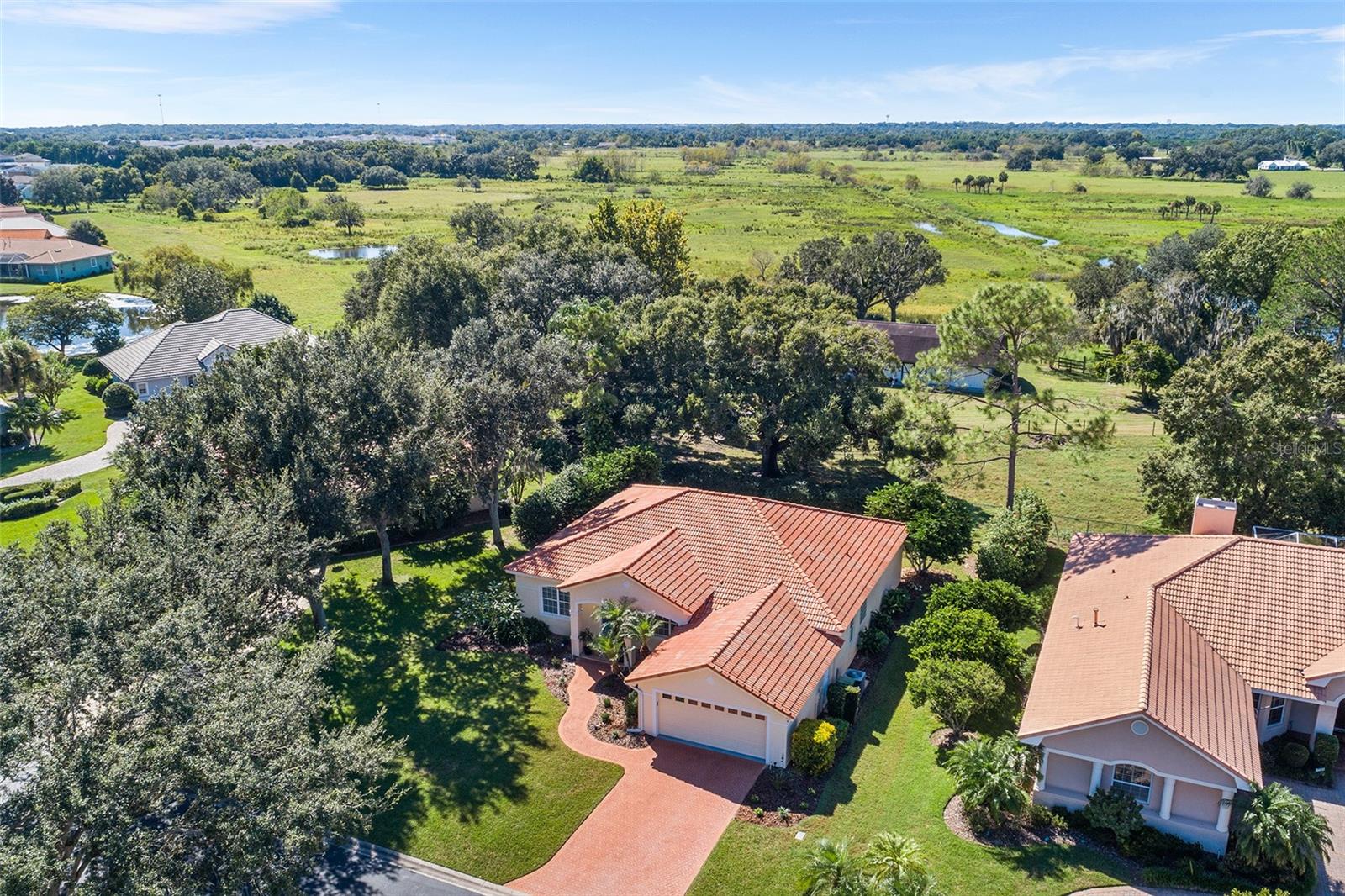 126 Lake Region Circle, Winter Haven, FL 33881