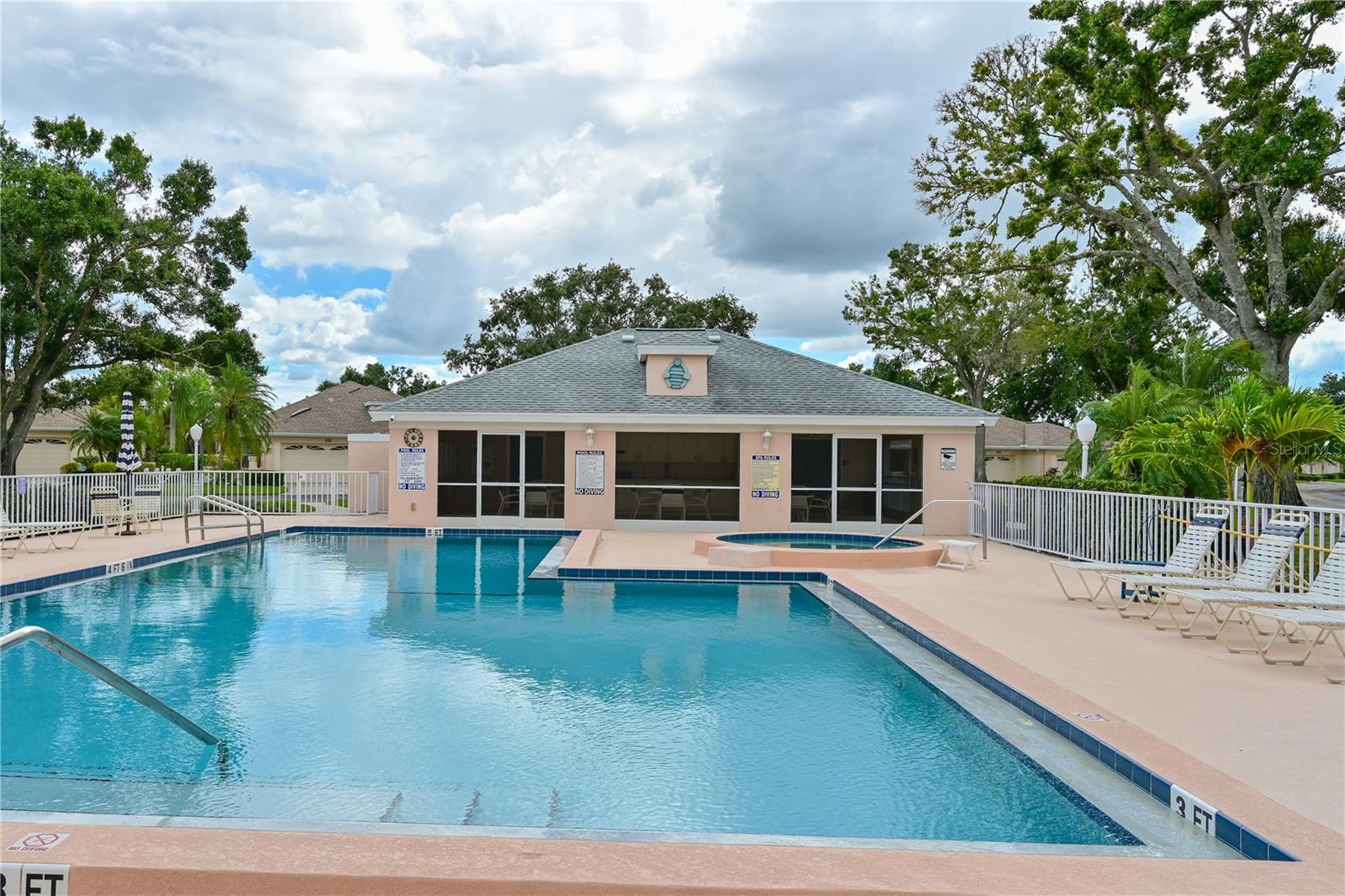 4705 Sand Trap Street Unit 105, Bradenton, FL 34203
