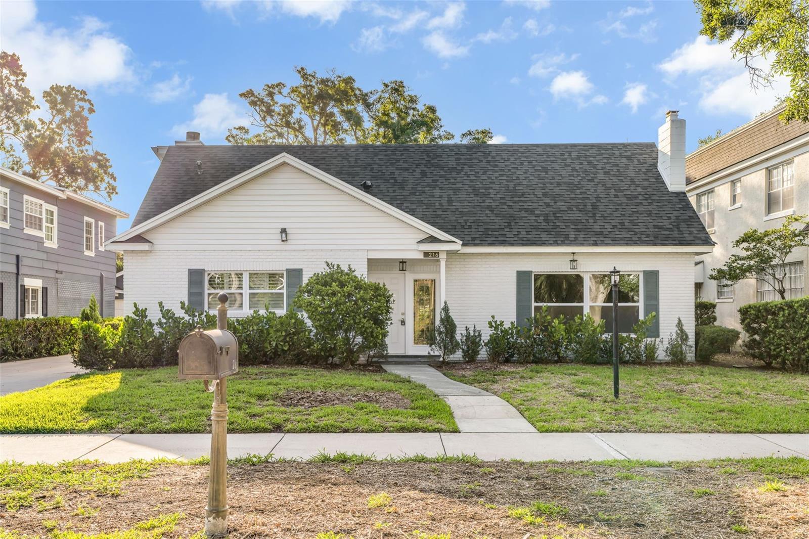 216 Shore Crest, Tampa, FL 33609