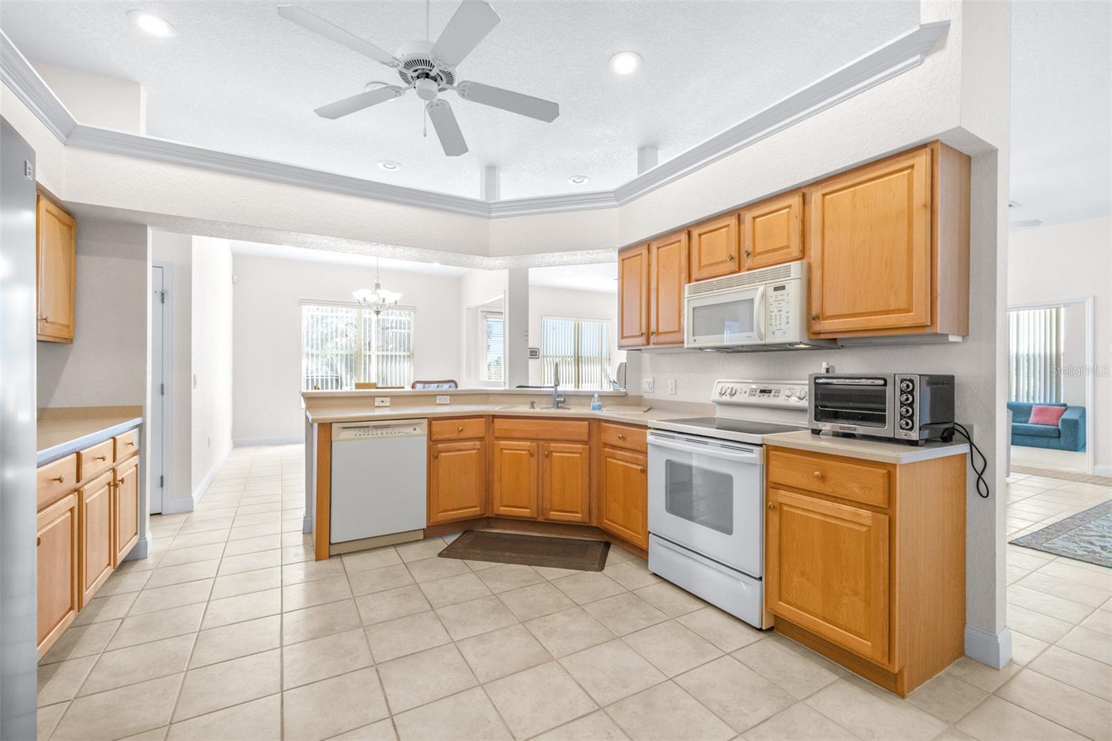 2692 Huntington Hills Dr, Lakeland, FL 33810