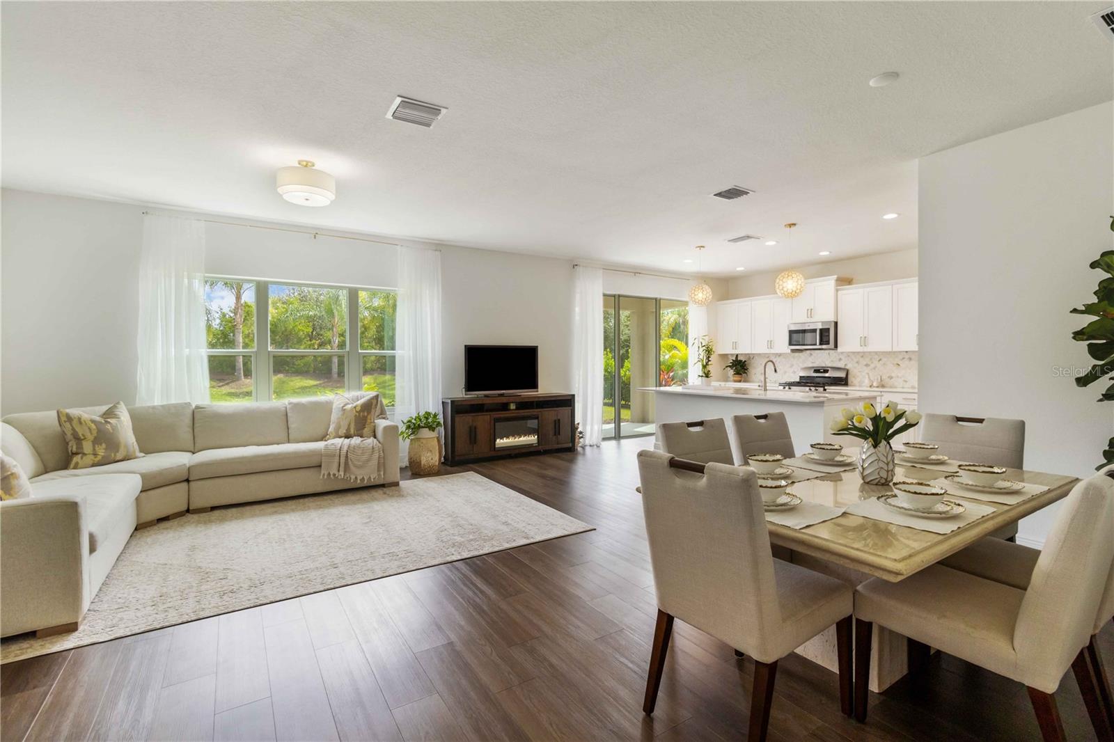 10109 Canaveral, Sarasota, FL 34241
