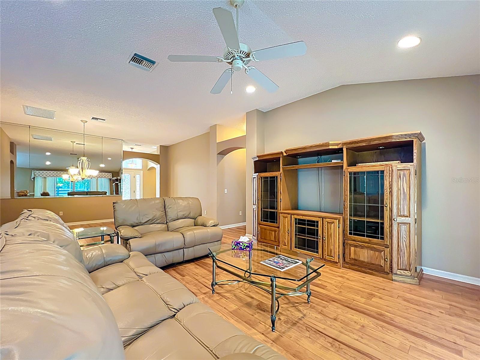 16946 93rd Cuthbert, The Villages, FL 32162