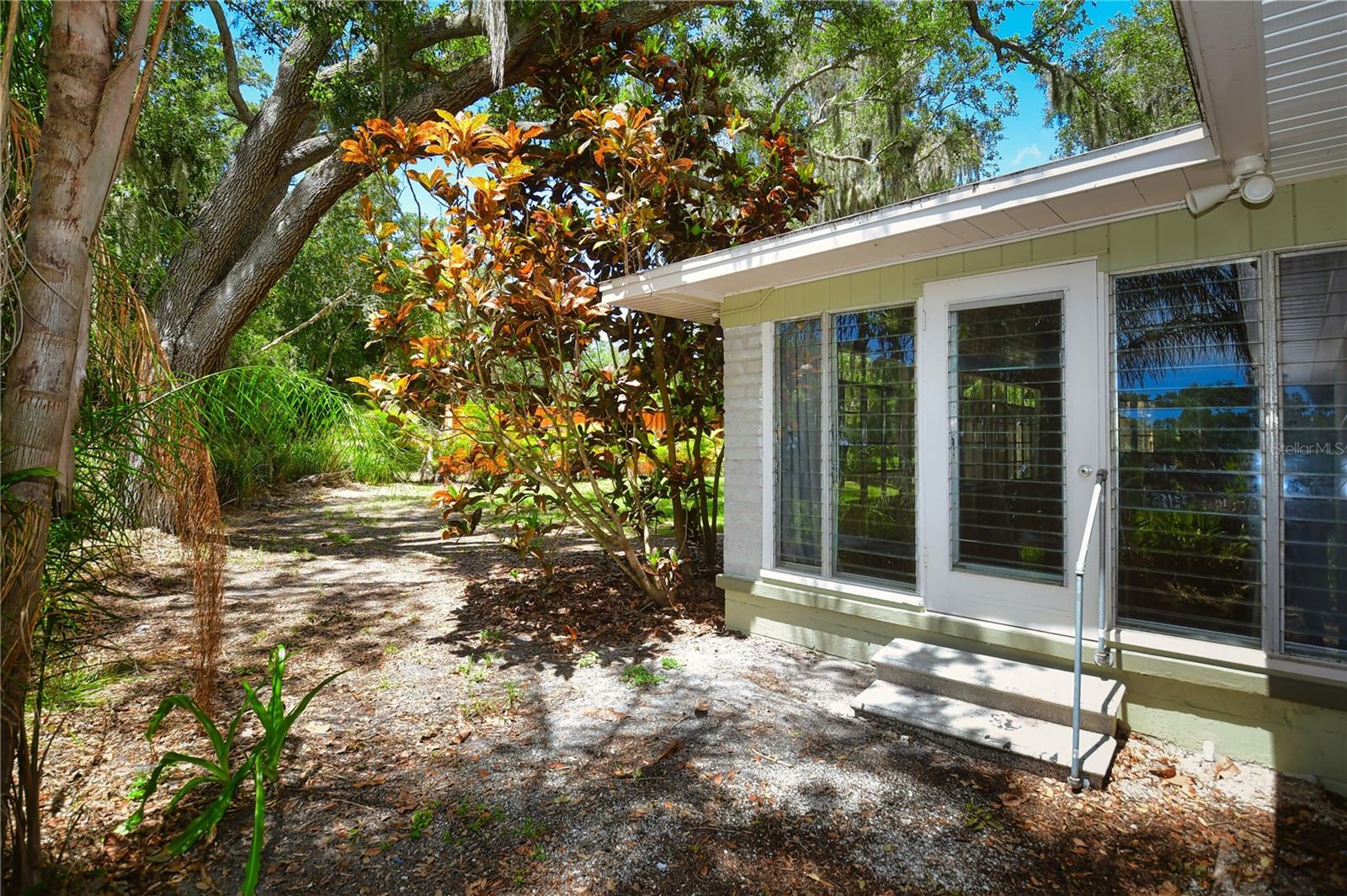 160 Bayshore, Terra Ceia, FL 34250