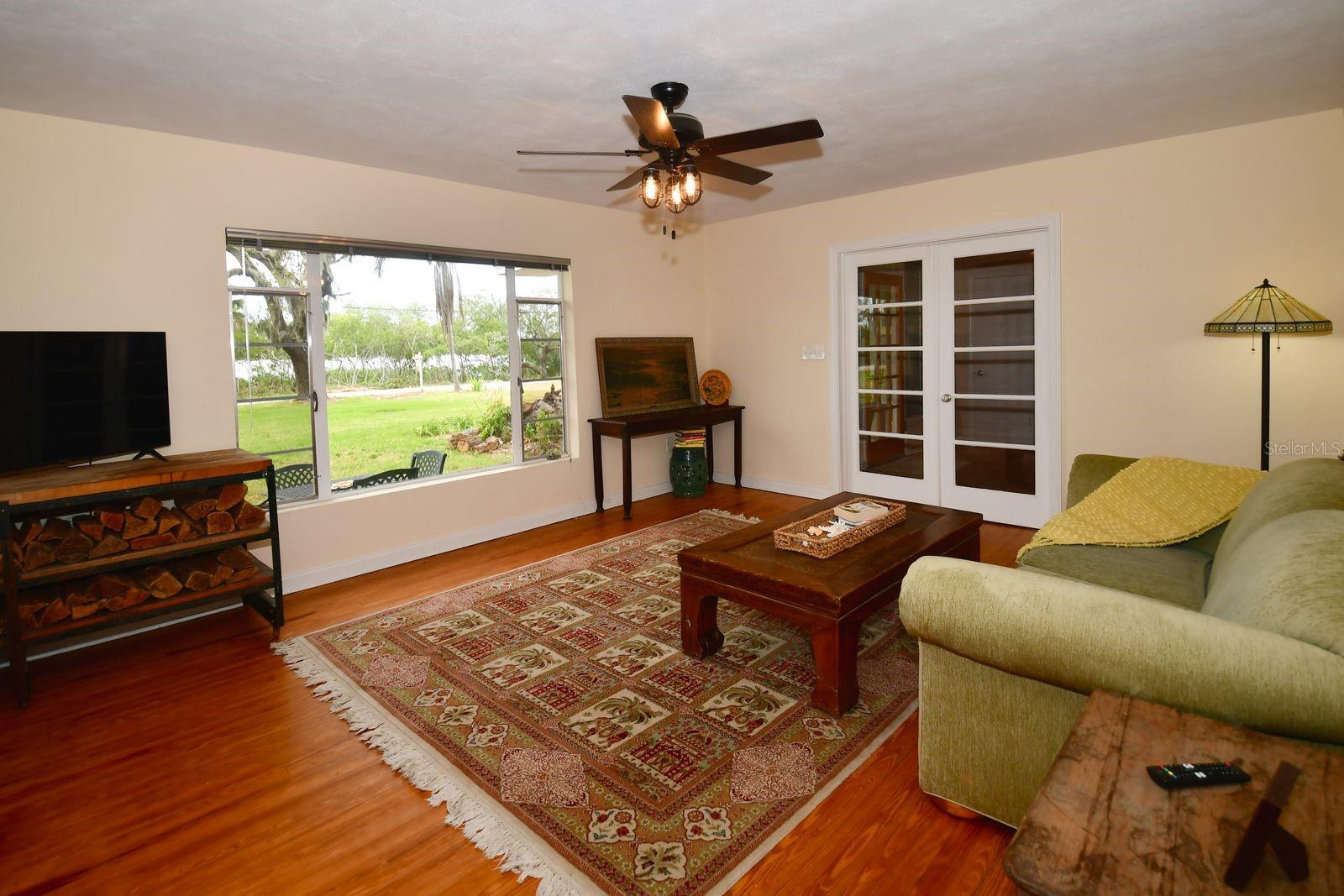 160 Bayshore, Terra Ceia, FL 34250