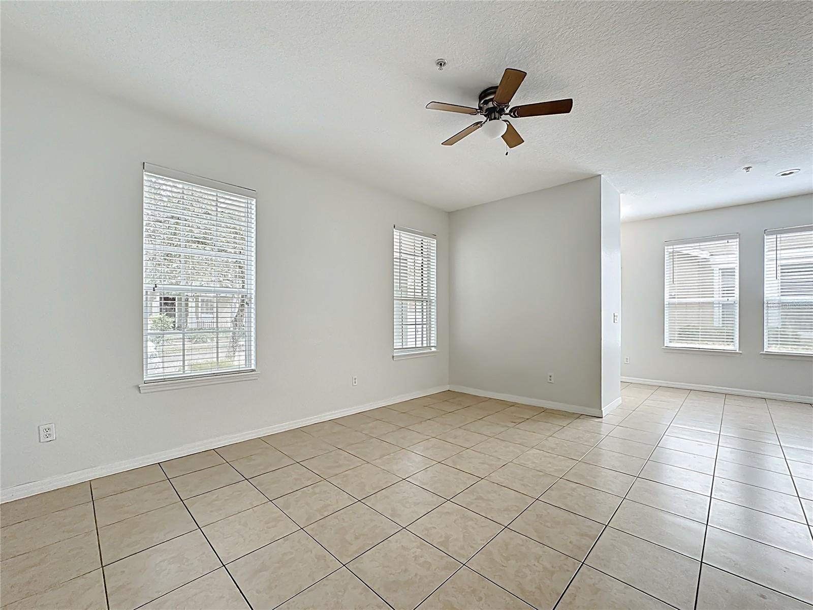 10338 Lake District Unit S, Orlando, FL 32832