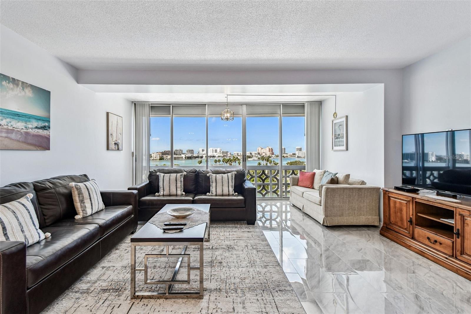 31 Island Unit 609, Clearwater Beach, FL 33767