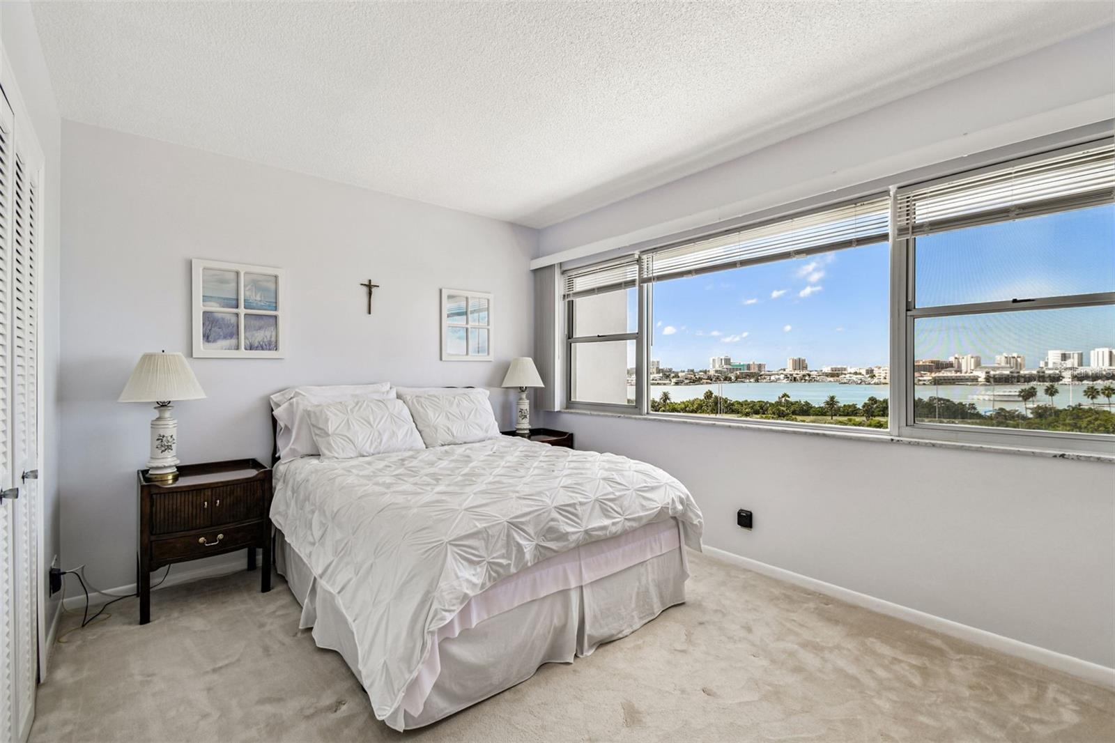 31 Island Unit 609, Clearwater Beach, FL 33767