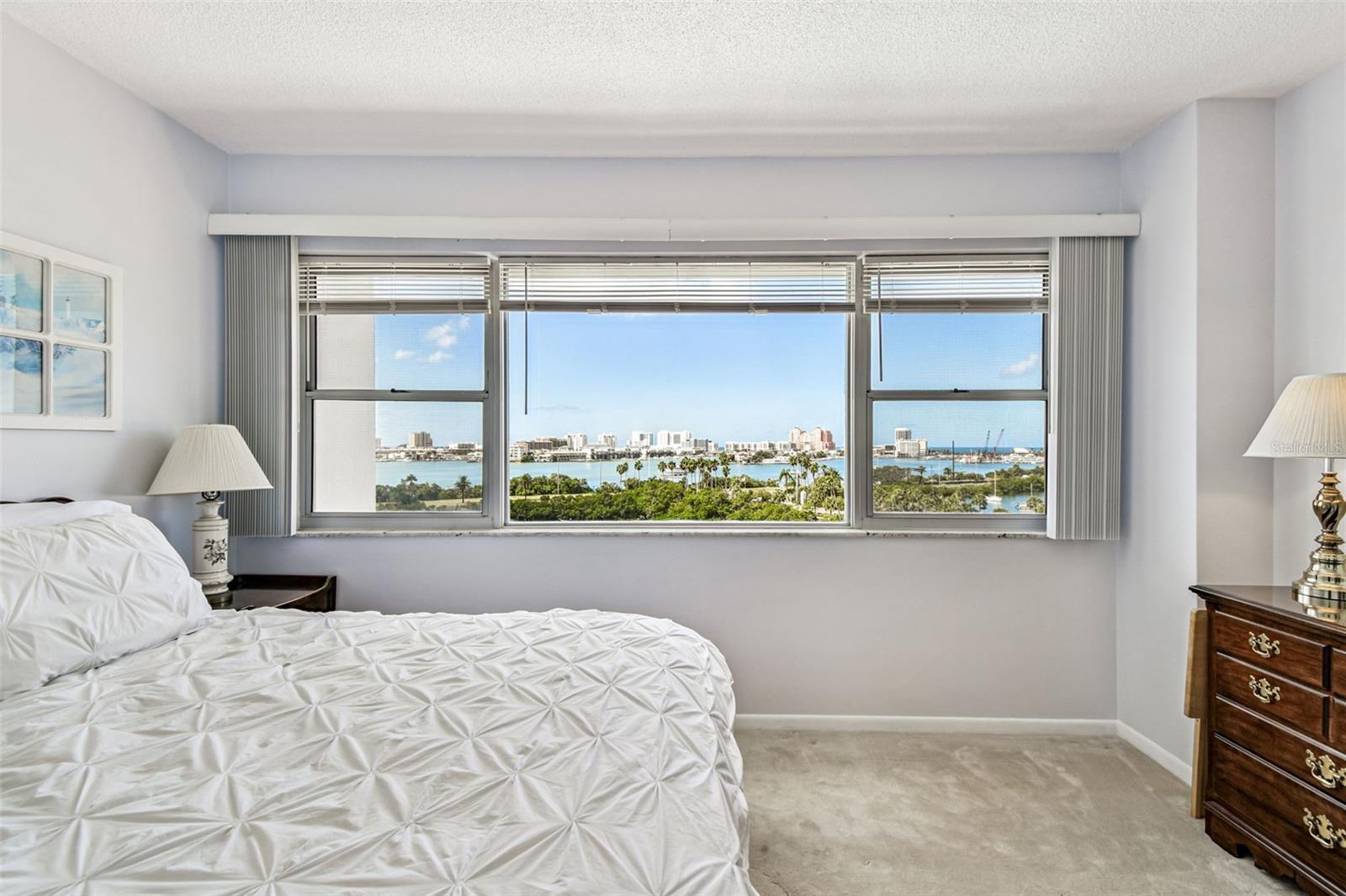 31 Island Unit 609, Clearwater Beach, FL 33767