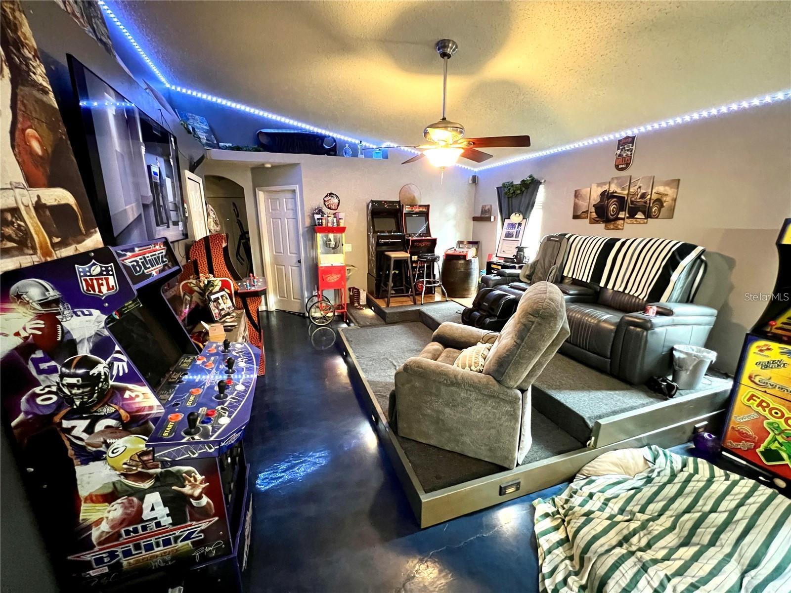 2814 Palm Isle, Orlando, FL 32829
