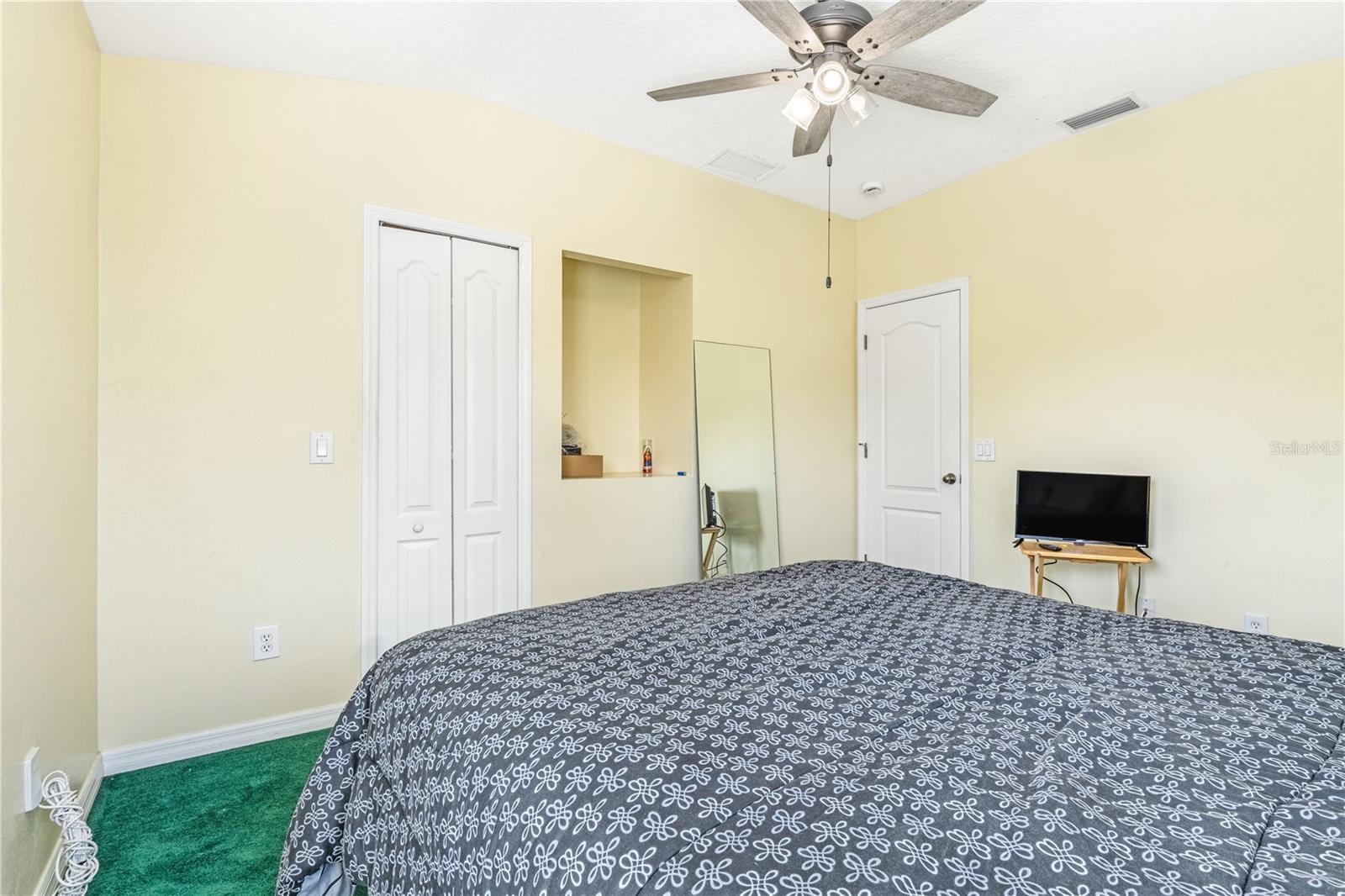 2060 Doyle, Deltona, FL 32738