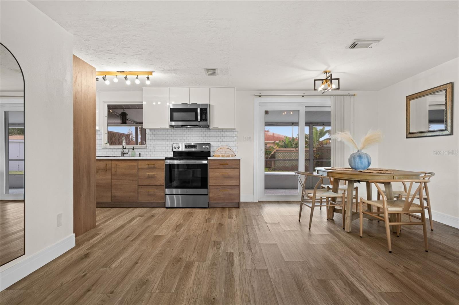 219 Coral, Venice, FL 34293