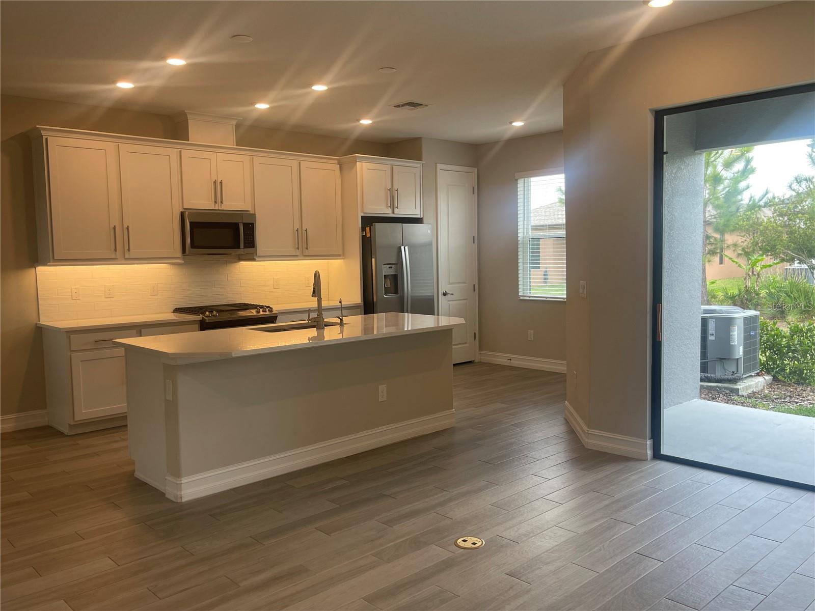 4596 Almada, Wesley Chapel, FL 33543