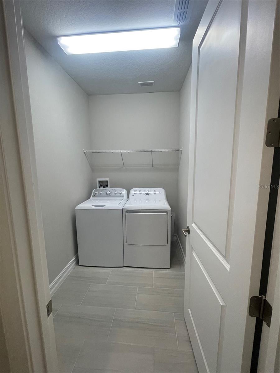 4596 Almada, Wesley Chapel, FL 33543