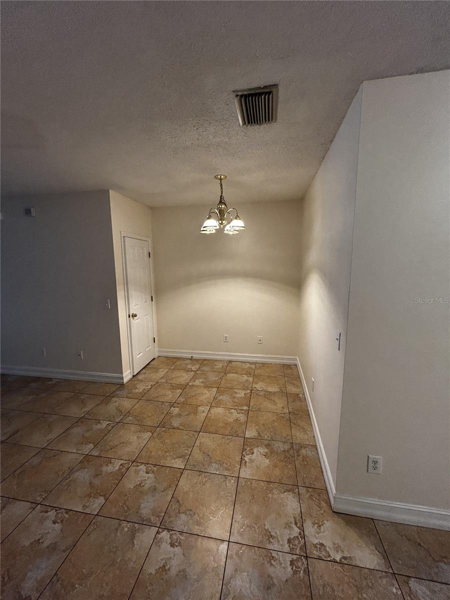 6023 Osprey Lake, Riverview, FL 33578