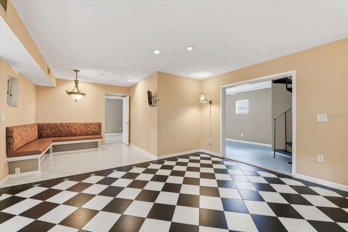 2713 Chambray, Tampa, FL 33611
